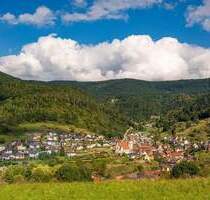 **Wohnen - Arbeit - Ein-Zweifamilienhaus mit vorbereitetem Ausbau** - Gernsbach / Reichental