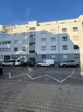 Bild 1 - DIREKT VOM EIGENTÜMER mehreren Wohnungen 3 und 4 Zimmerwohnungen in Offenbach Stadtmitte verfügbar