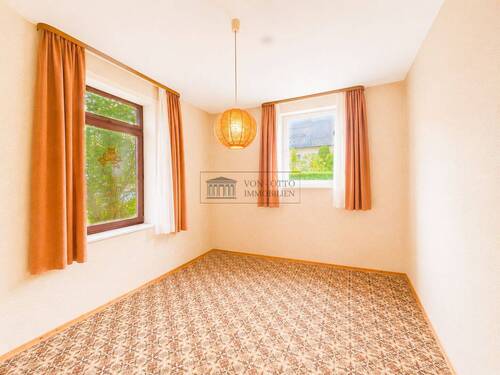 Schlafzimmer - Mehrfamilienhaus, Wohnhaus mit 128,00 m&sup2; in Freden (Leine) zum Kaufen