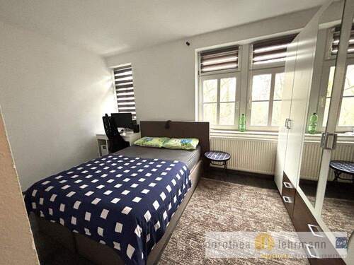  OG Schlafzimmer (3) - 