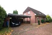 Carport - 4 Zimmer Doppelhaushälfte in Marxen