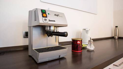 Expressomaschine - Heller Arbeitsplatz im Glockenbach-Loft - flexibel, inkl. WLAN & Kaffee