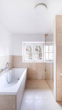 Weiteres Bad - 