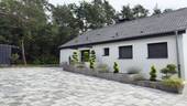 Bild 1 - Unterkellertes Einfamilienhaus mit luxuriöser Innenausstattung am Waldrand zu verkaufen