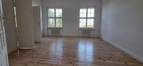 Zimmer 2 - 