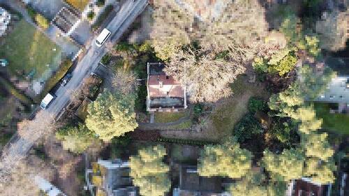 Drohnenaufnahme des Grundstücks - 