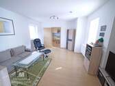 Wohnbereich - Gepflegte 2-Zimmer-1.OG-Stadtwohnung im Zentrum von Beilngries