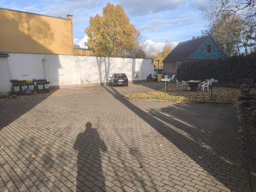 Innenhof - Mehrfamilienhaus, Wohnhaus in Neupetershain zum Kaufen