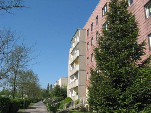 Bild 1 - Top renovierte 3-Raum-Wohnung in der Flughafenstraße