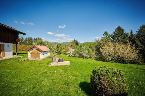 Anwesen Haselbach Grundstück - 