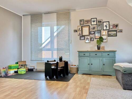 Wohn-/Esszimmer - 