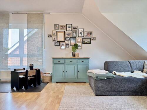 Wohn-/Esszimmer - 