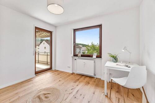 Kinder-/Arbeitszimmer - 