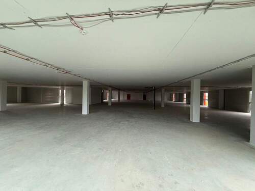 Bild 3 - Halle in Bremen