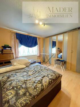 Schlafzimmer EG - 