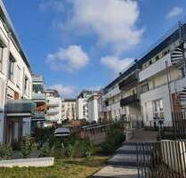 Moderne und großzügige 2-Raum-Wohnung mit Balkon sucht Sie als neuen Mieter ! - Dresden Äußere Neustadt