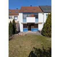 Platzwunder mit Potenzial: Leerstehendes Reihenhaus in Top-Lage mit großer Ausbaureserve! - Nürnberg Langwasser