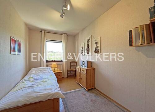 Kinderzimmer/Büro - 