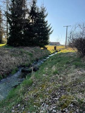 Bachlauf direkt am Hotel - 