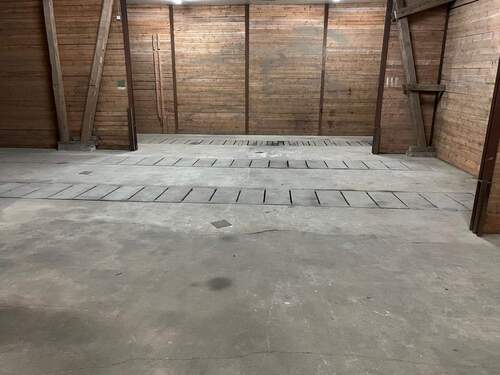 Halle - Halle in Neu Wulmstorf zur Miete