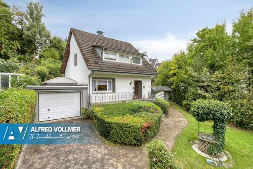 Außenansicht - Einfamilienhaus in ruhiger Wohnlage