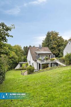 Rückansicht - 7 Zimmer Einfamilienhaus in Wuppertal