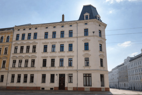 Haus - Bezugsfreie 2-Zimmer-Wohnung mit Altbau-Charme in Gohlis-Süd
