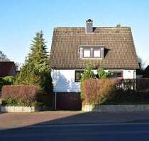 Einfamilienhaus in zentraler Lage auf großem Grundstück mit Platz für ein zweites Gebäude - Trittau