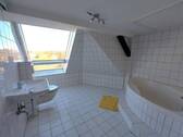 Bad - 2 Zimmer Etagenwohnung in Gera
