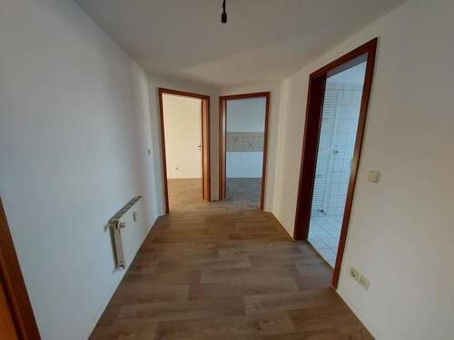 Flur1 - Etagenwohnung mit 65,50 m² in Gera zur Miete