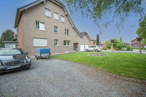 WWW.BOUWENS.DE - 1 Zimmer Mehrfamilienhaus, Wohnhaus zum Kaufen in Gangelt / Buscherheide