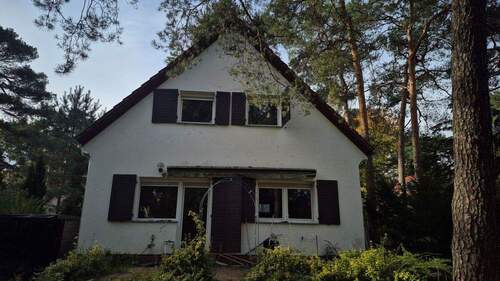 Rückansicht 4 - 4 Zimmer Einfamilienhaus zum Kaufen in Kleinmachnow