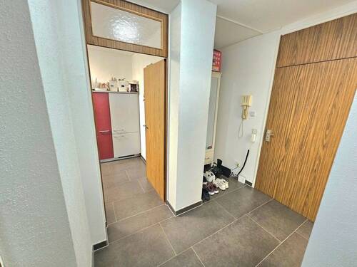 Flurbereich mit Garderobe - 