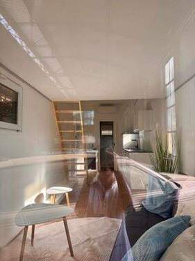 Blick Wohnen Richtung Küche - 1 Zimmer Mehrfamilienhaus, Wohnhaus in Leipzig