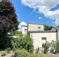 *Absolute Rarität in Dresden-Blasewitz! Separates Gartenhaus in grüner Lage*