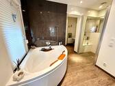  Bad im Erdgeschoss - 