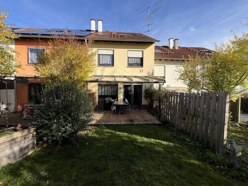 Ansicht Garten - Ein echtes Raumwunder! Top gepflegtes Reihenmittelhaus mit viel Platz für die ganze Familie!