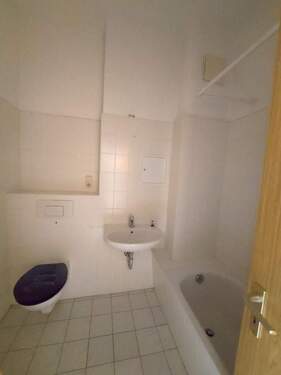 Bad - 3 Zimmer Etagenwohnung zur Miete in Gera