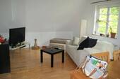 Wohnzimmer mit Dielenboden - 