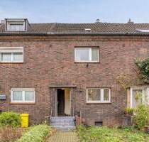 Charmantes Klinker-Reihenhaus mit Garten und überdachter Verandaterrasse - Düsseldorf Rath