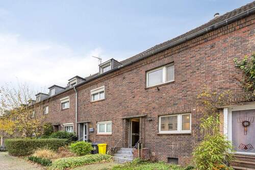 Außenansicht - 4 Zimmer Reihenmittelhaus in Düsseldorf