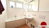 Badezimmer mit Fenster! - 
