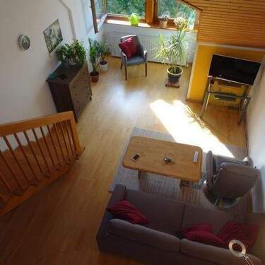 Überblick Wohnzimmer - 3 Zimmer Etagenwohnung zur Miete in Landshut