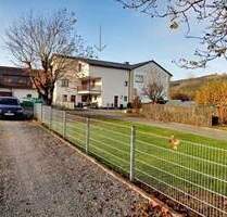 Charmantes Wohnen im Sauerland - 265.000,00&nbsp;EUR Kaufpreis, ca.&nbsp; 245,00&nbsp;m&sup2;&nbsp;Wohnfl&auml;che in Eslohe (PLZ: 59889) Reiste