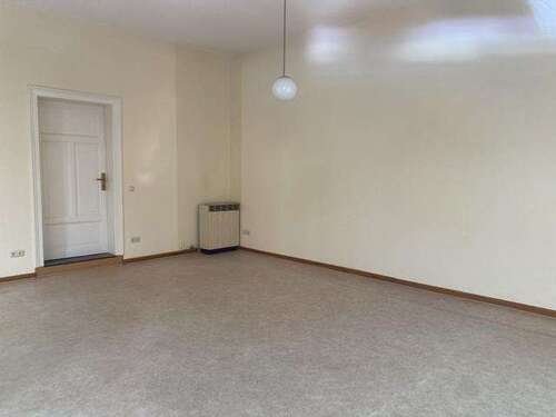 Innenraum mit seitlichen Schau - Büro in Sonneberg