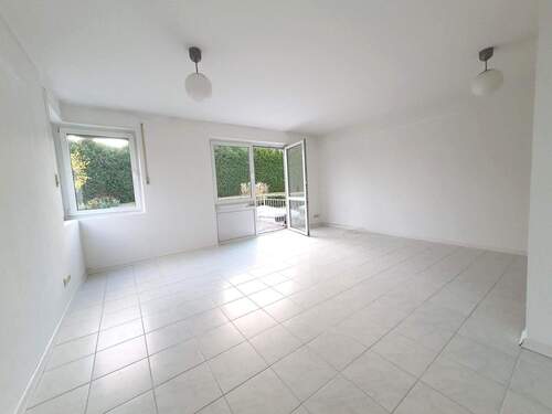 1. OG Etagenwohnung - 