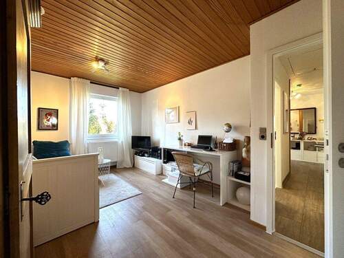 … Kinderzimmer oder Büro? - 