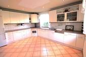 Küche - Einfamilienhaus mit 318,30 m&sup2; in Hückelhoven zum Kaufen