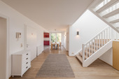 Flur 1.OG - 5 Zimmer Doppelhaushälfte in München