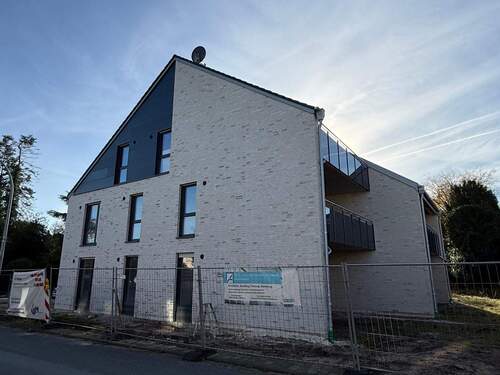 IMG_2832.jpeg - Neubauwohnung im OG links - 1.075,00 EUR Kaltmiete, ca.  89,80 m² Wohnfläche